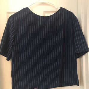 Half-sleeves woman top
